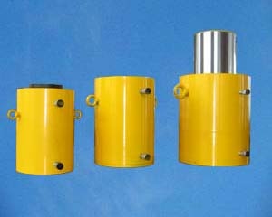 320噸液壓千斤頂廠家生產(chǎn)